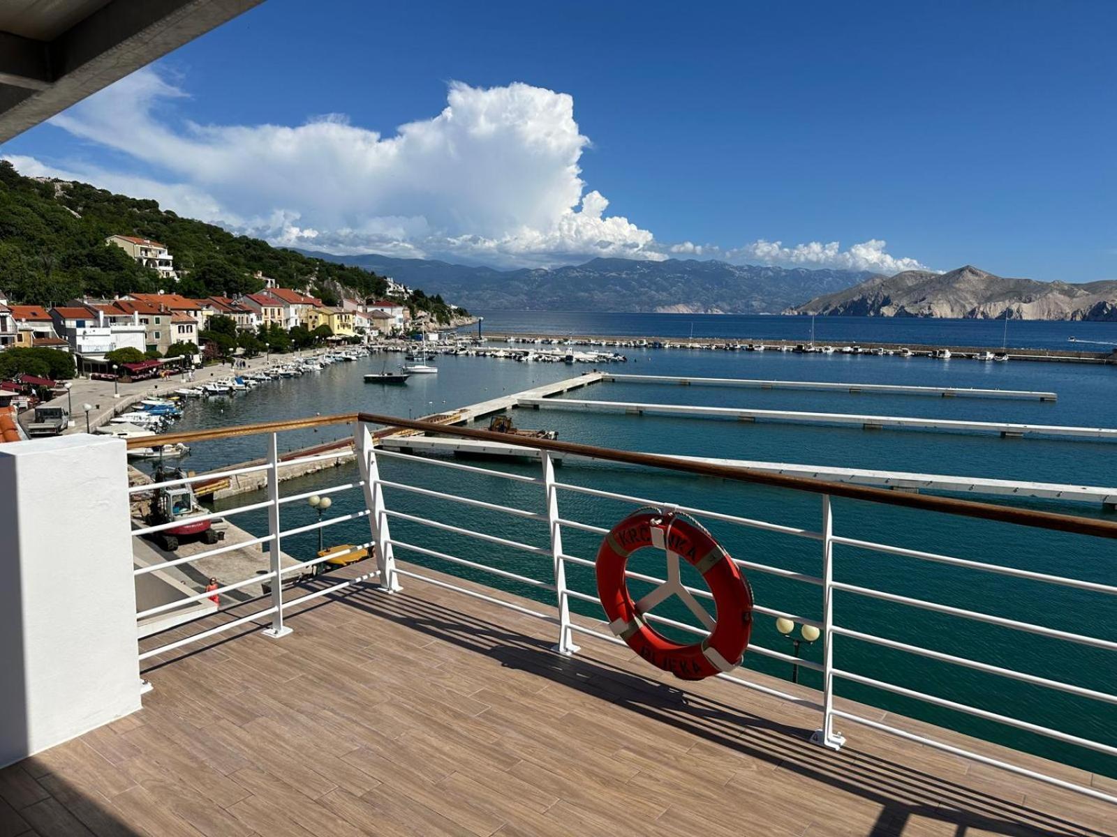 Apartments Lighthouse Baska  Exterior photo